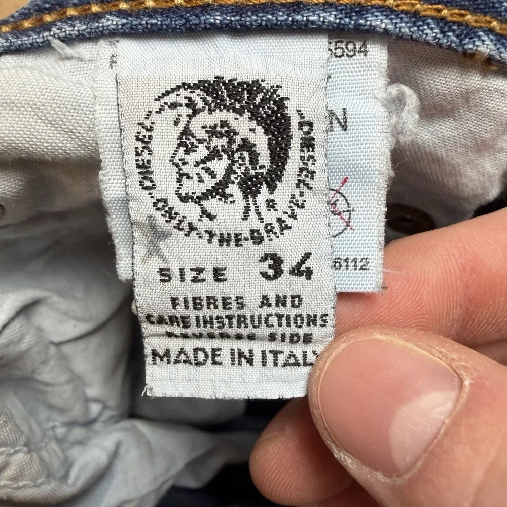 Vintage Diesel Cheyenne Jeans Men 32x34 Blue Straight Leg Made Italy Y2K (Tag34)